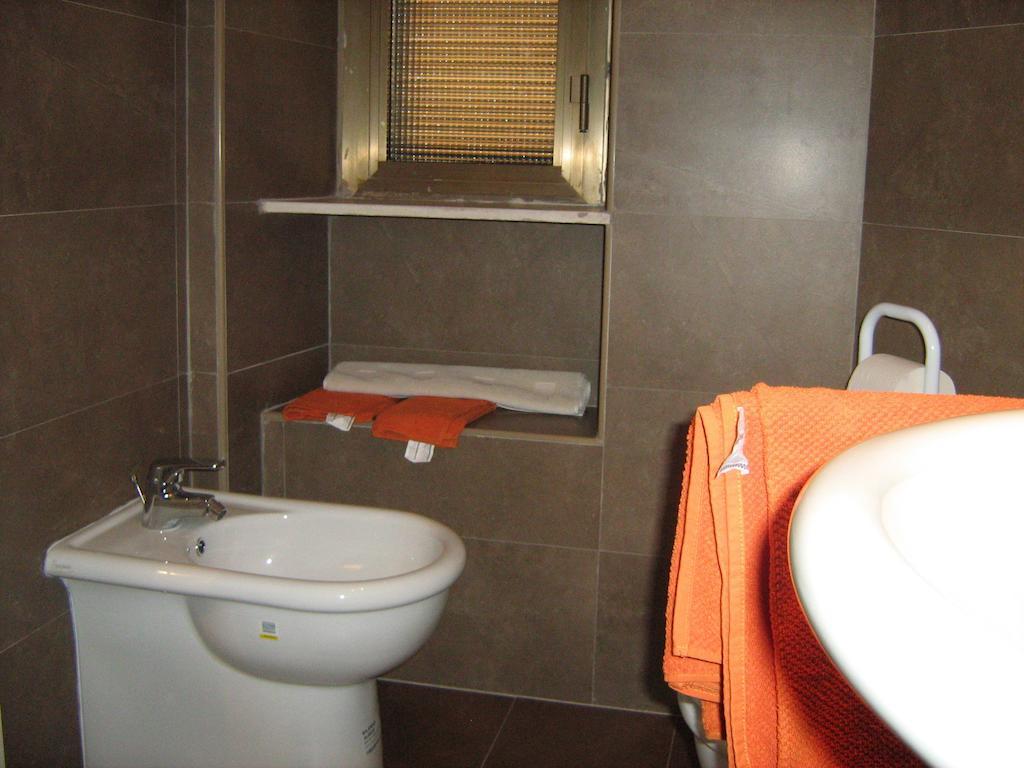 Appia Nuova Holiday B&B Рим Экстерьер фото