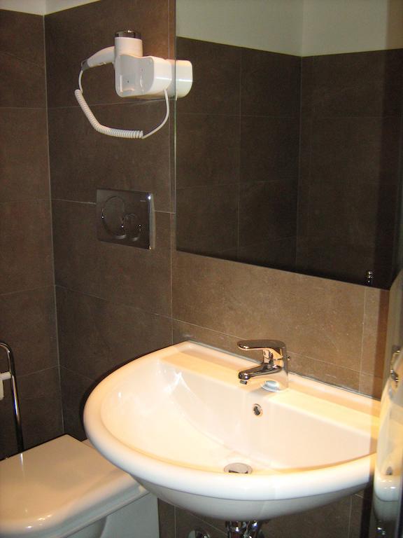 Appia Nuova Holiday B&B Рим Экстерьер фото